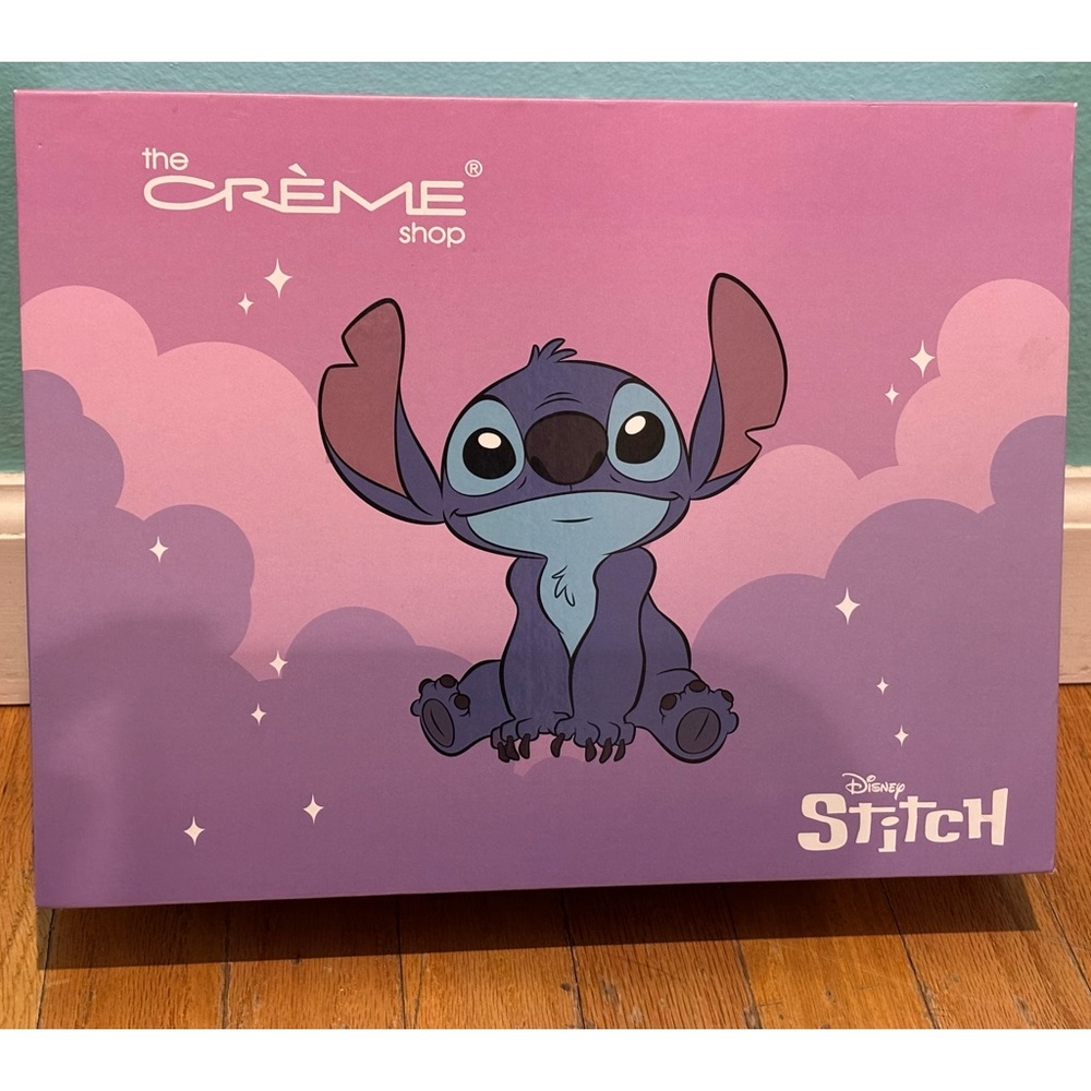 NIB The Creme Shop x Disney Stitch bath gift set